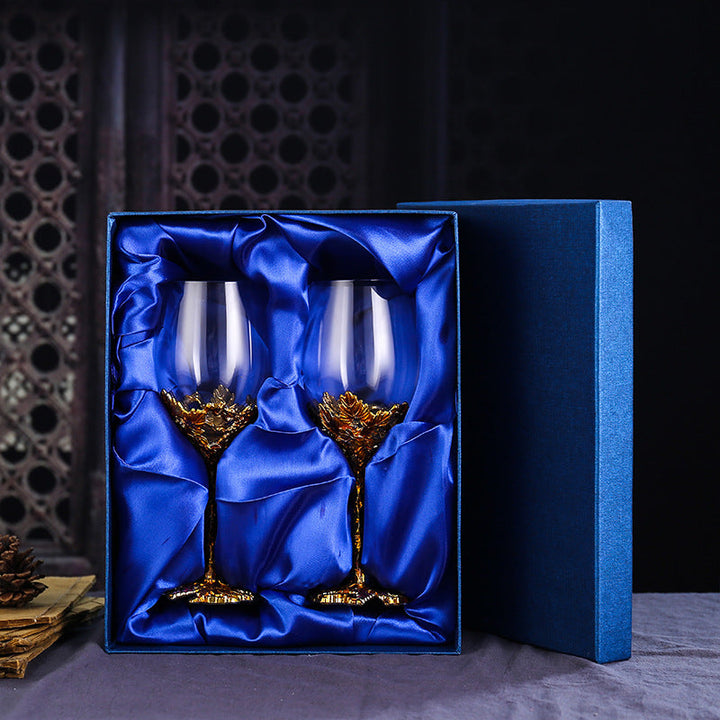 Elevate Your Entertaining with Our Crystal Glass Decorative Decanter Set